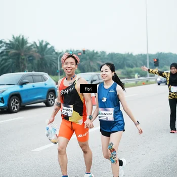Runner Photo 7496647