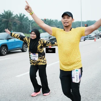 Runner Photo 7496658