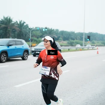 Runner Photo 7496661