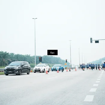 Runner Photo 7496674