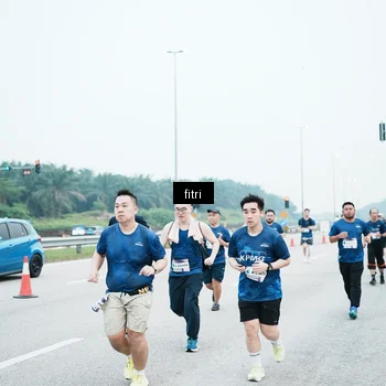 Runner Photo 7496675
