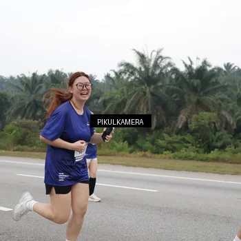 Runner Photo 7496682