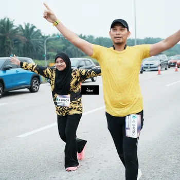 Runner Photo 7496683