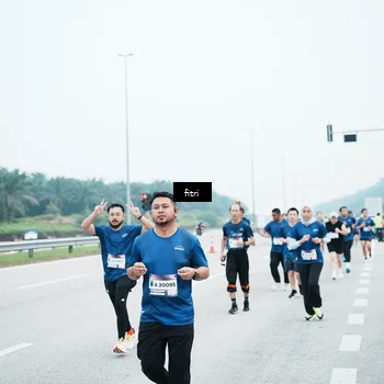 Runner Photo 7496688