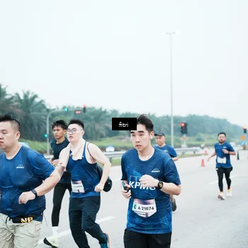 Runner Photo 7496689