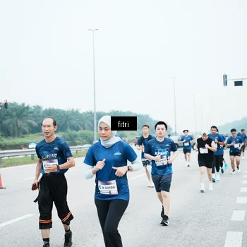 Runner Photo 7496692