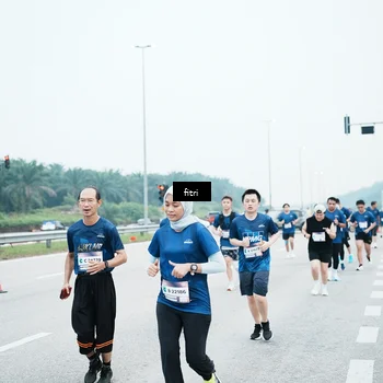 Runner Photo 7496698