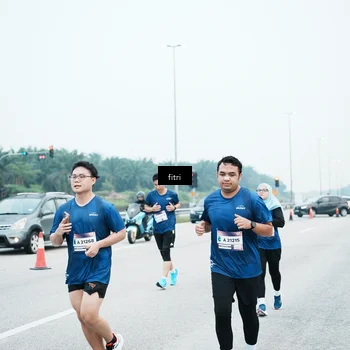 Runner Photo 7496699