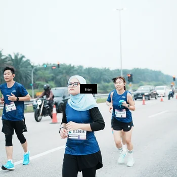 Runner Photo 7496700