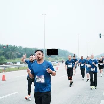 Runner Photo 7496712