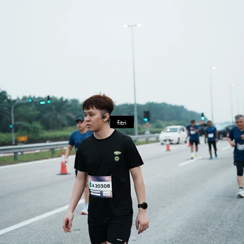 Runner Photo 7496724