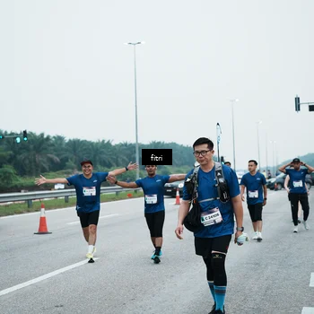 Runner Photo 7496726