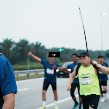 Runner Photo 7496728