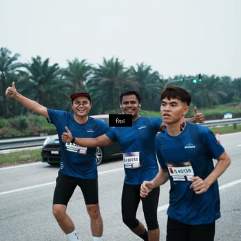 Runner Photo 7496736