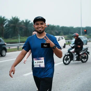 Runner Photo 7496749
