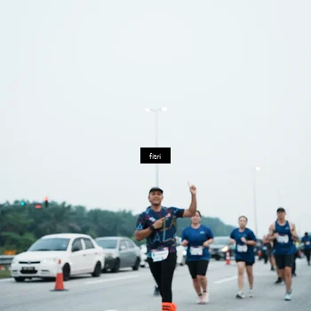 Runner Photo 7496761