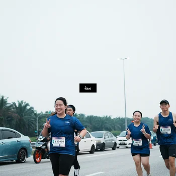 Runner Photo 7496767