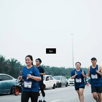 Runner Photo 7496768