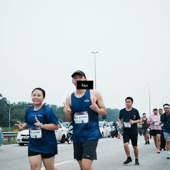 Runner Photo 7496771