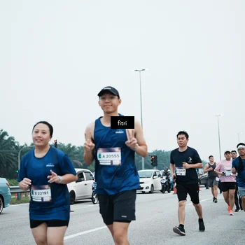 Runner Photo 7496772