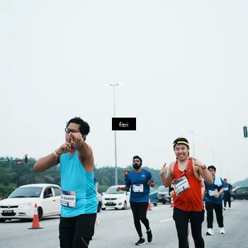 Runner Photo 7496776