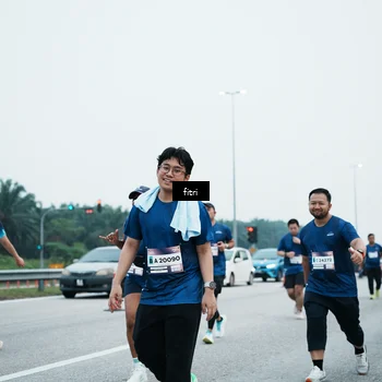 Runner Photo 7496788