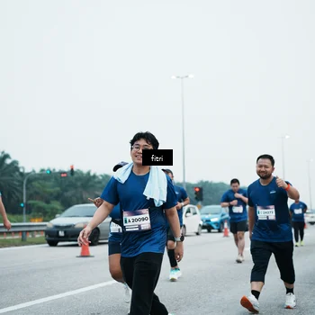 Runner Photo 7496791