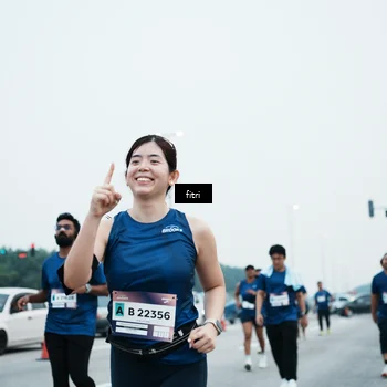 Runner Photo 7496795