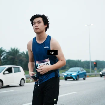 Runner Photo 7496801