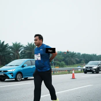 Runner Photo 7496802