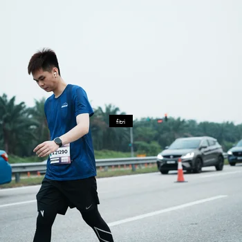 Runner Photo 7496807