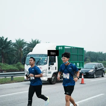 Runner Photo 7496817