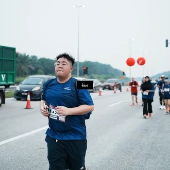 Runner Photo 7496819