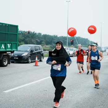 Runner Photo 7496820
