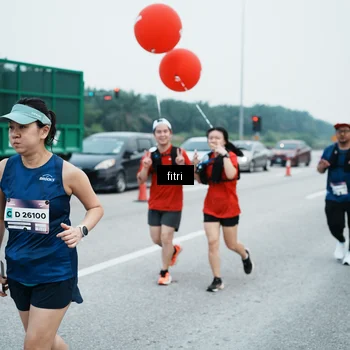Runner Photo 7496824
