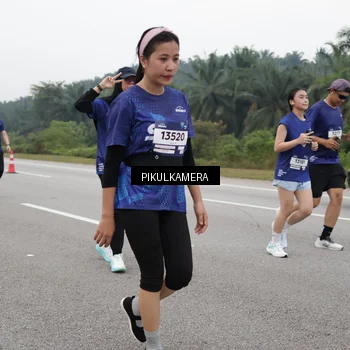 Runner Photo 7496834