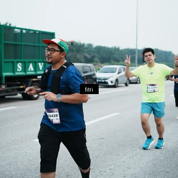 Runner Photo 7496835