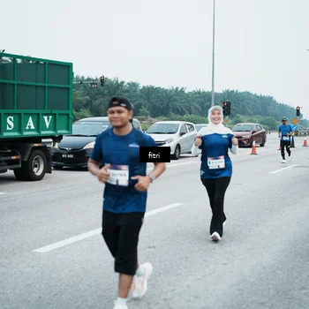 Runner Photo 7496843