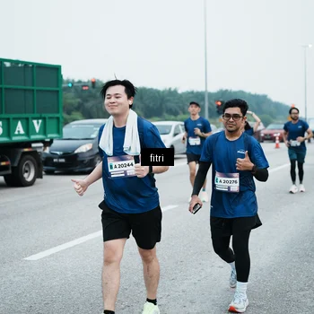 Runner Photo 7496874