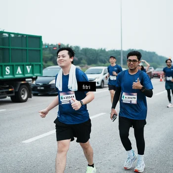 Runner Photo 7496876