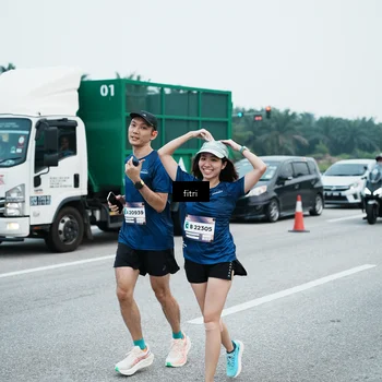 Runner Photo 7496879
