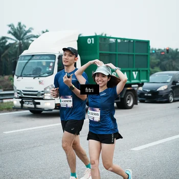 Runner Photo 7496884