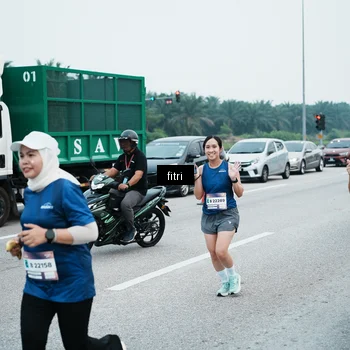 Runner Photo 7496887