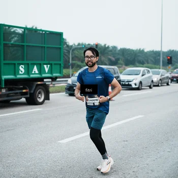 Runner Photo 7496888