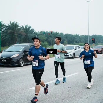 Runner Photo 7496892