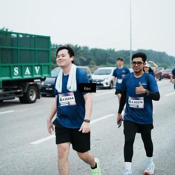Runner Photo 7496894