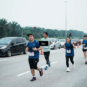 Runner Photo 7496908