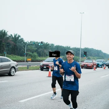 Runner Photo 7496910