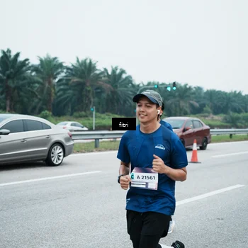 Runner Photo 7496917