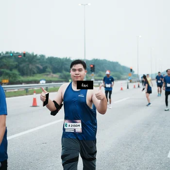 Runner Photo 7496921